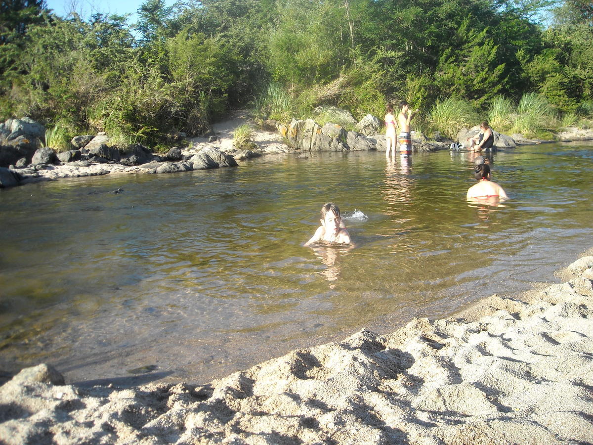 Cabanas Ecos Del Rio 로스 레아르테스 객실 사진