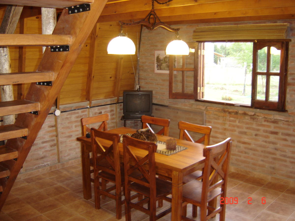 Cabanas Ecos Del Rio 로스 레아르테스 객실 사진